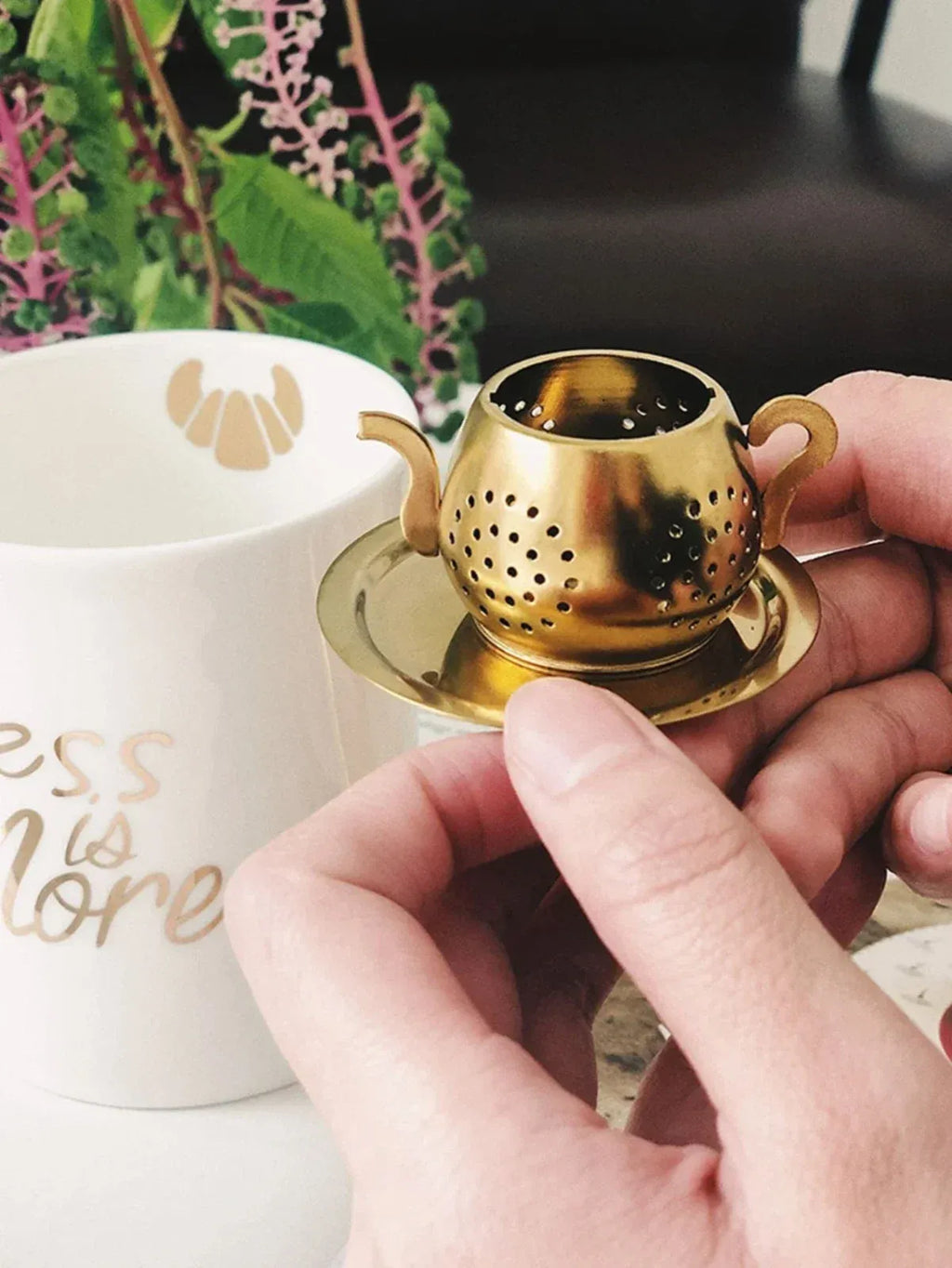 Stainless Steel Tea Strainer, Tea Leaf Filter Infuser Gold teapot